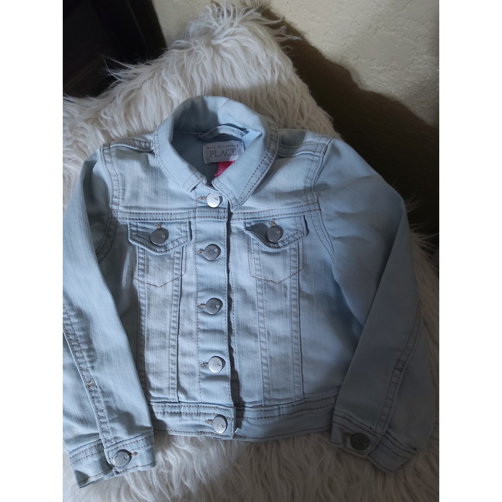 The Childrens Place Toddler Girls Light Wash Denim Jacket Heart Buttons Size 2T